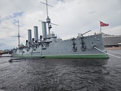 -阿芙乐尔号巡洋舰