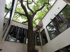 -衡山路(地铁站)