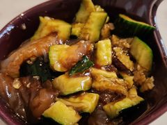 海蜇头拌黄瓜-丁字口海鲜热炒·烧烤大排档