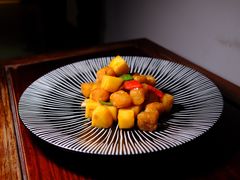 -壹零贰小馆(桂城石啃店)