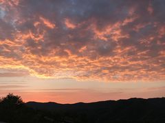 -鬼笑石后山停车场