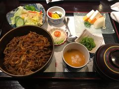 牛肉饭定食-松子料理(亮马桥店)