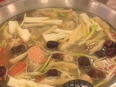 -山城年华老火锅(玉林店)
