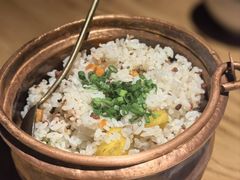 -一坐一忘云南菜(嘉里中心店)