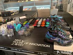 -NIKE品牌体验店(南京东路店)