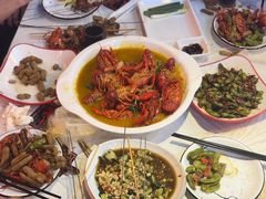 -金陵大勇烧烤·小龙虾·海鲜大咖(竹山路店)