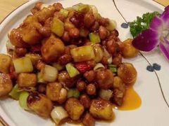 宫保山药-小六汤包砂煲菜(文景路店)