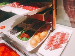 -海底捞火锅鲜切牛肉主题店(长寿路店)
