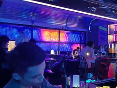 -UP嘻哈酒吧(粉巢店)