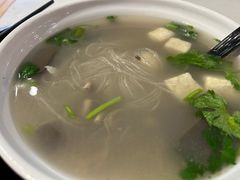 -冯鑫记南京鸭血粉丝汤(南京南站店)
