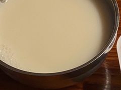 石磨豆浆-陈老添美食店(宝华路店)