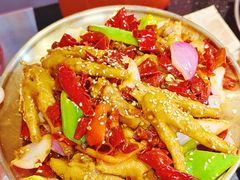 -依呀呀ktv烧烤小串(中山西路店)