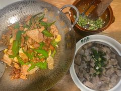 -费大厨辣椒炒肉(万家丽一店)