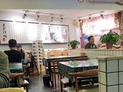 大堂-八两八金·莱芜特色炒鸡(市南漳浦路店)