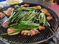 -小辣椒汤锅烧烤(温泉南街店)