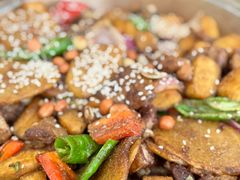羊排炕锅肉-老钟家烤羊排·敦伊阁清真餐厅胡羊焖饼