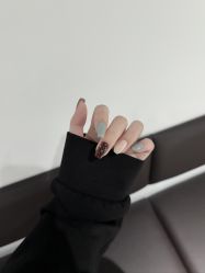 -睫乐园•睫公馆•美睫美甲沙龙