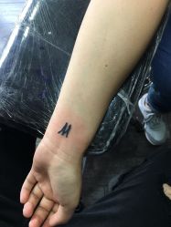 点击看大图 -刺客纹画纹身·洗纹身·穿孔饰品