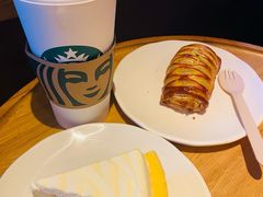 -星巴克(武康路店)