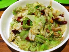手撕包菜-小草大排档(北沙坡店)