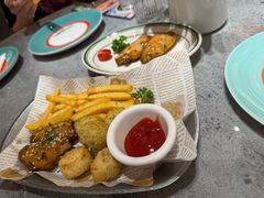 -菲滋意式休闲餐厅(北仑银泰城店)