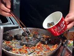 -黑色经典臭豆腐·湖南特产(步行街店)