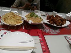 -吴记酱骨炖菜馆(西大直街店)