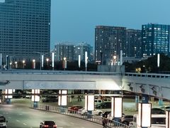 -南京眼步行桥