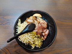 -嘉记隆江猪脚饭