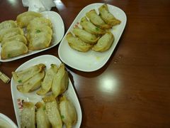 -小姜锅贴(凤凰街店)