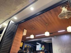 -CowCow其其·牛杂咖啡公司(六运店)