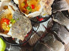 -围炉肉舍•炭烤活鳗•丹东海鲜烤肉(步行街店)