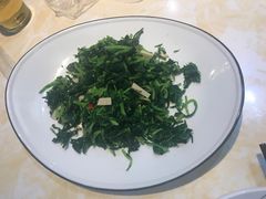 -魏铭鱼头捞饭(晋阳路店)