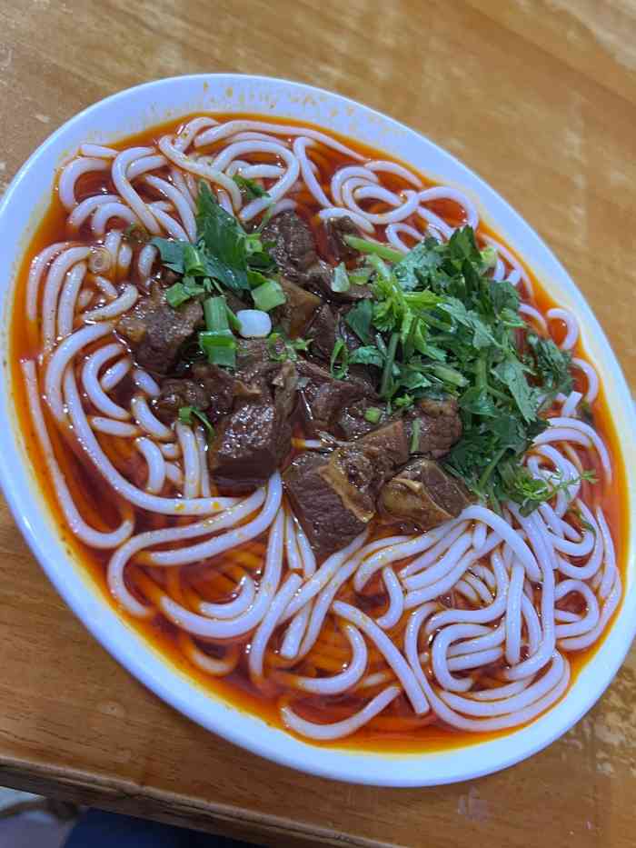 支记牛肉粉馆(大府公园武庙店)-"安顺在全国的知名度不高,但大名鼎鼎