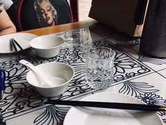 餐具摆设-美庐时尚餐厅(菱角湖店)