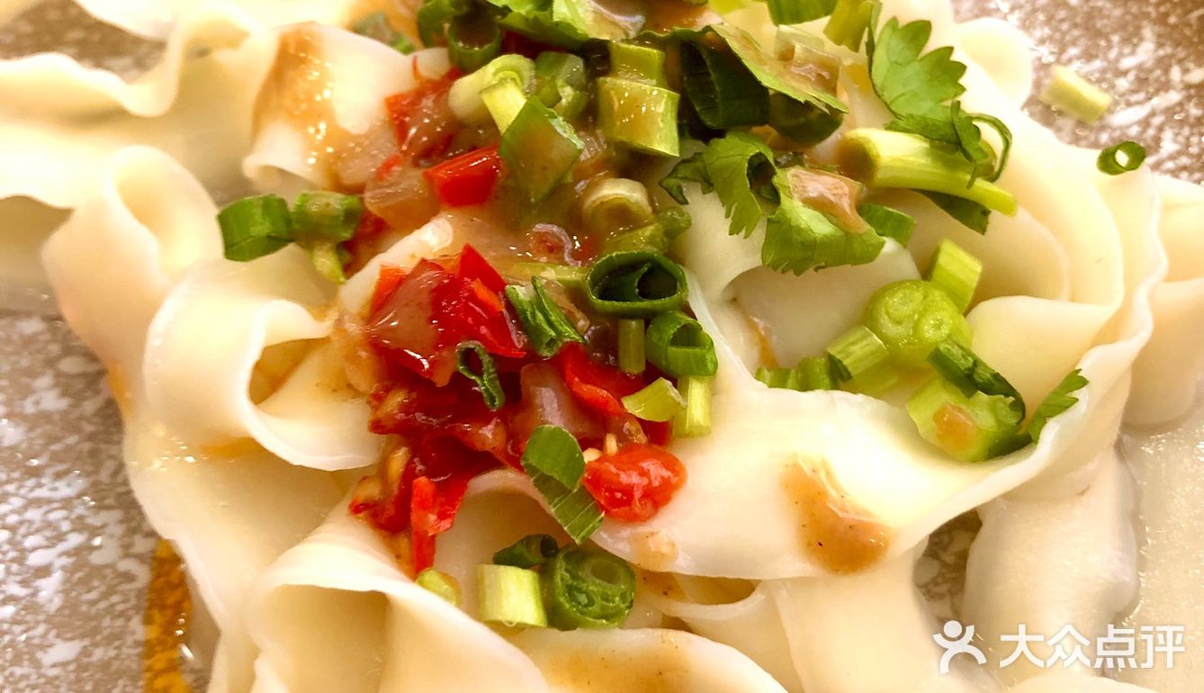 清淡干净的羊肉锅