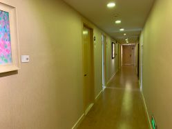 -海豚湾高端月子会所(黄浦店)