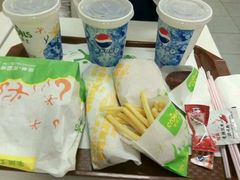 -华莱士·全鸡汉堡(湛江新华店)
