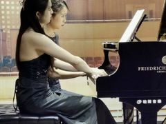 -柏斯音乐艺术中心·钢琴·吉他(上音店)