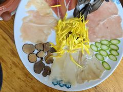 -桥香园过桥米线(国贸店)