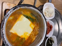 -莫嘎(乌鲁木齐中路店)