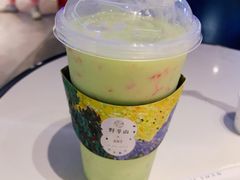 牛油果草莓卡士-野萃山·潮汕厚果汁(十亩地店)
