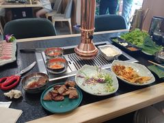 -臻牛烤肉