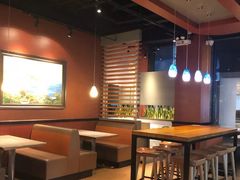 -The Habit Burger Grill 哈比特汉堡(复兴soho店)