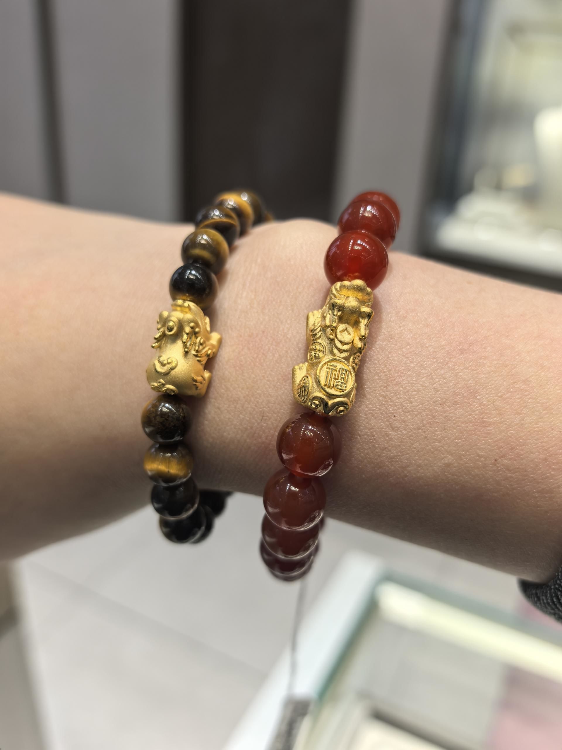 貔貅手串
招财纳福,可调节大小,可加