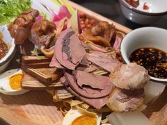 -靠山屯东北农家菜(八龙桥雅苑店)