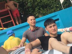 -热带风暴水上乐园(新镇路)