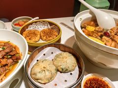 -江城小馆陕南妈妈菜·全球旅行餐厅(钟楼店)