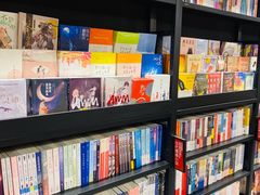 -SISYPHE BOOKS西西弗书店(龙湖滨江天街店)