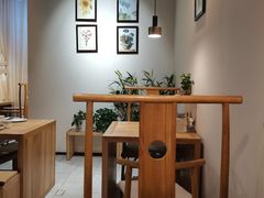 -柒月小火炉·新派川菜(金狮广场店)